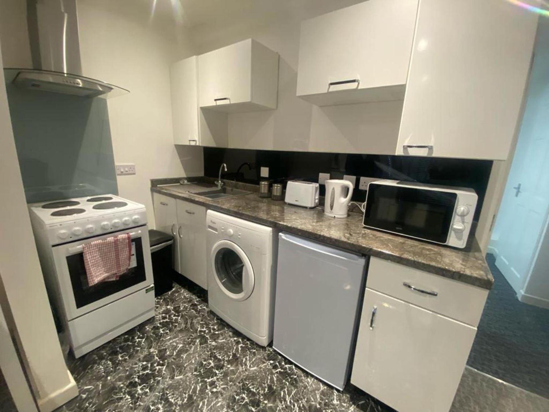 Beautiful 3-Bed Apartment In Merthyr Tydfil Luaran gambar